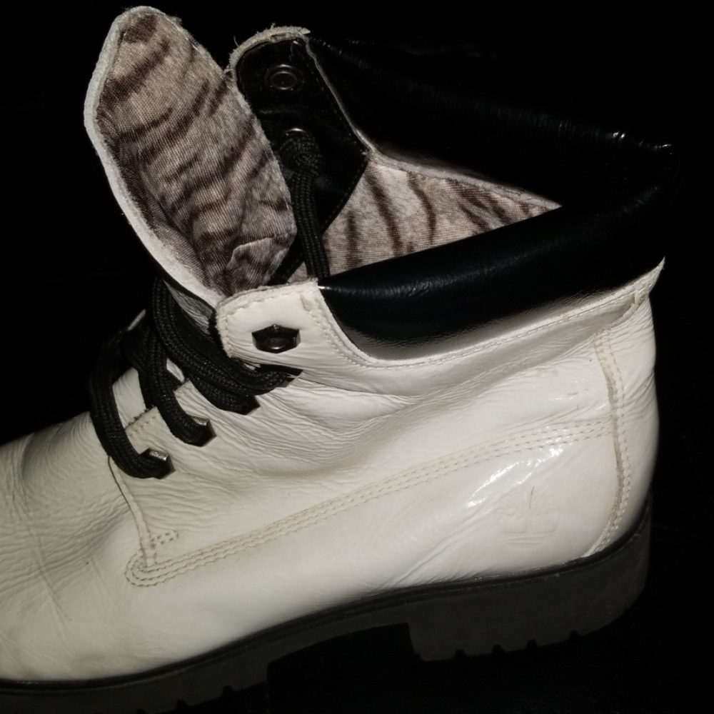 White timberland boots